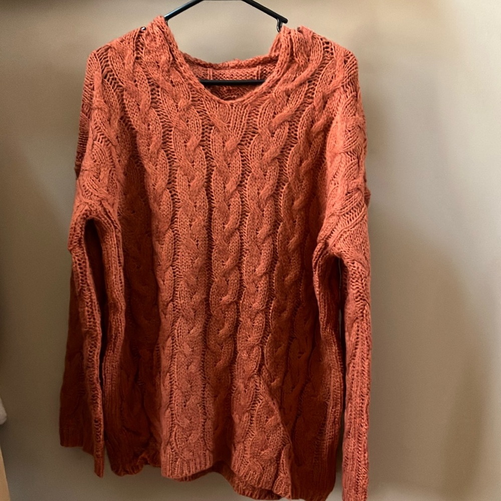 Women's Cable Knit Sweater - Rust